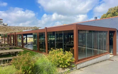 Pourquoi vos clients restent-ils plus longtemps sous une pergola bien pensée ?